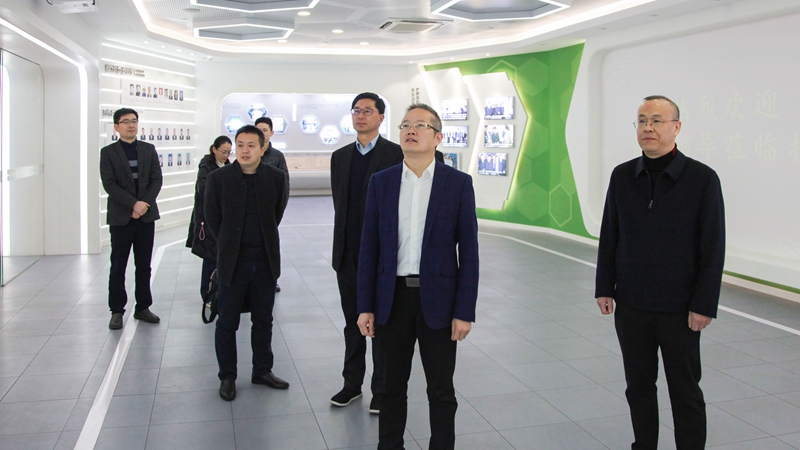 省供銷社黨委委員、理事會副主任董益彪走訪浙農